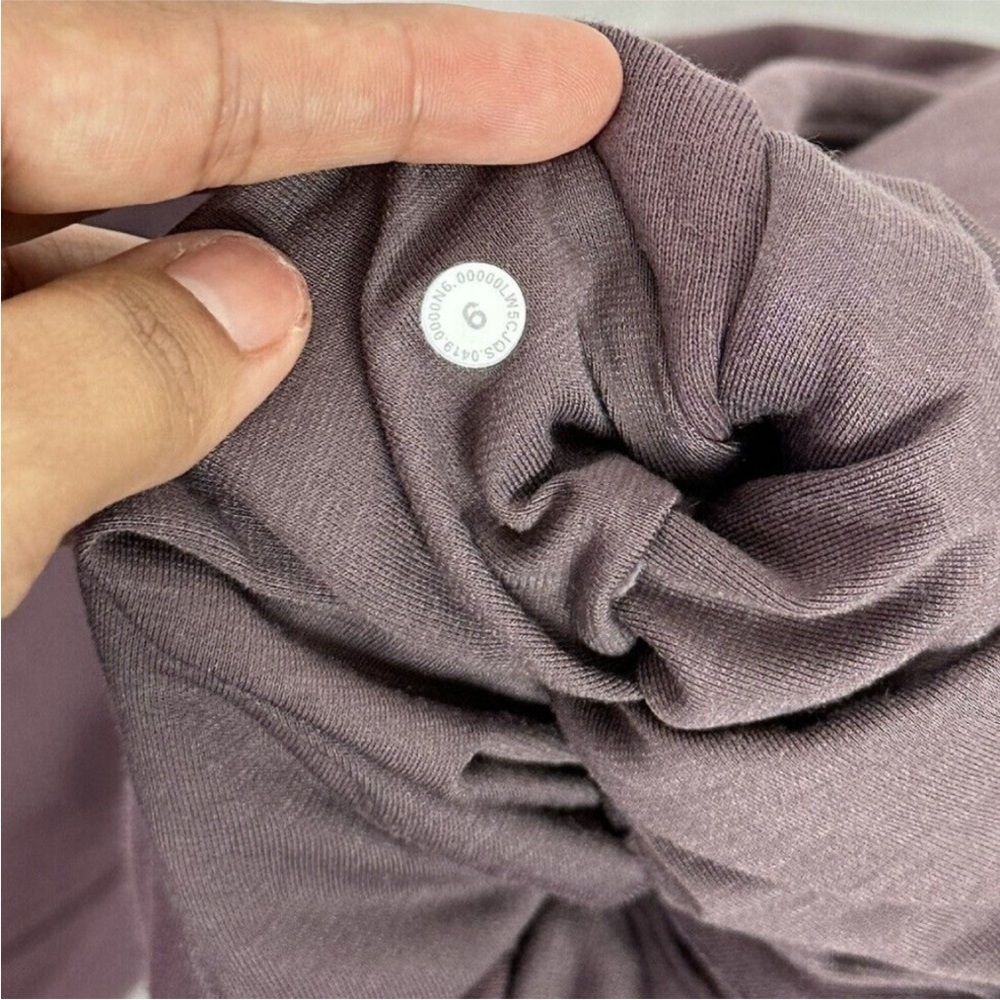 Lululemon Warm Down Jogger II
Antique Bark size 6 - Picture 9 of 10